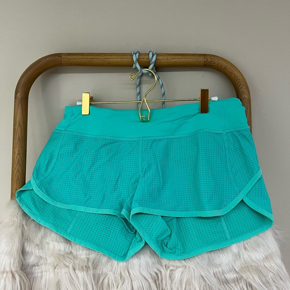 Lululemon run speed short - Picture 4 of 6